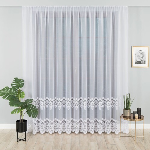 firana-zakardowa-018982-wys-240cm-na-tasmie