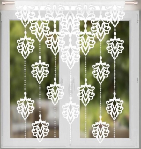 panel-bialy-z-zawieszkami-115x150cm