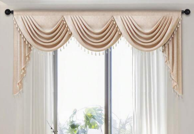 lambrekin-bezowy-gotowy-3-wody