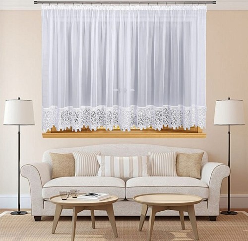 prosta-firana-z-gipiura-30cm-400x145cm