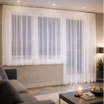 Firana woalowa na balkon z gipiurą 30 cm, karnisz od 350 do 430 cm (1)