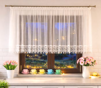 Krótka firanka z woalu, gipiura 15 cm , kolor ecru 330x115 cm