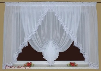 Firana  do salonu MELA z gipiurą i żabotem szer. 550 cm