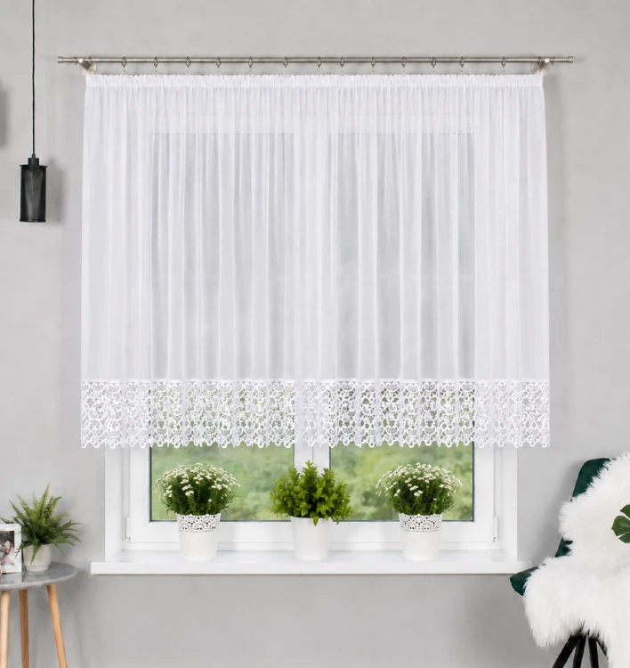 firana-z-woalu-na-tasmie-410x135cm-gipiura-20cm